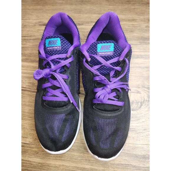 Nike Women's Revolution 3 Running Shoes. Black/Purple; Size US 11 - Picture 3 of 16